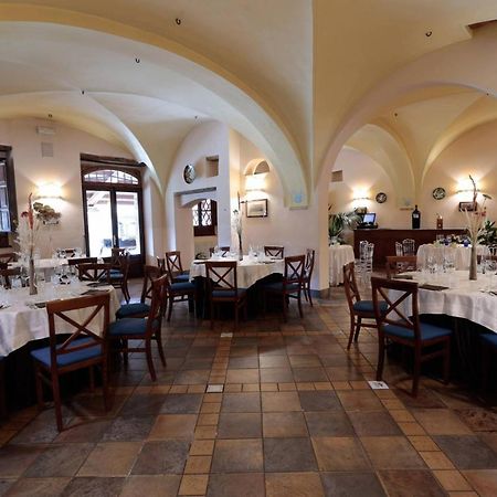 Hotel Corte Dei Tini Teramo Esterno foto
