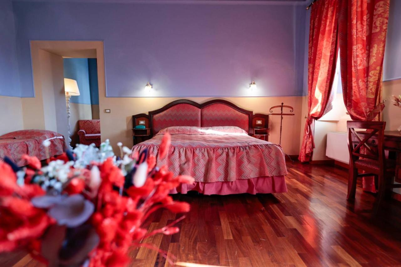 Hotel Corte Dei Tini Teramo Esterno foto