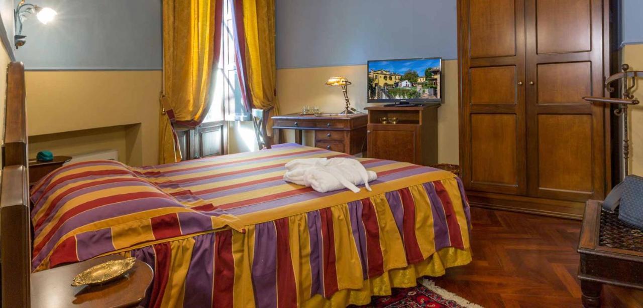 Hotel Corte Dei Tini Teramo Esterno foto