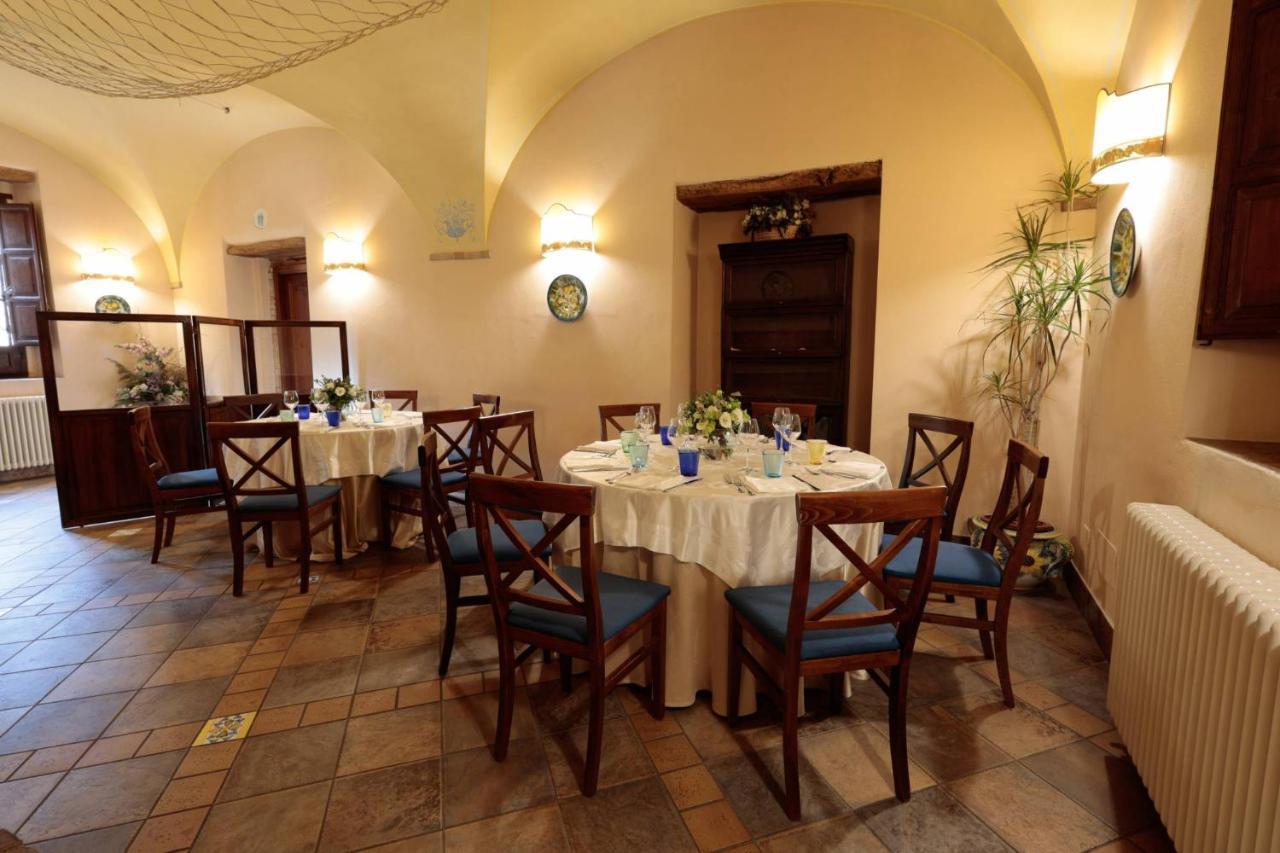 Hotel Corte Dei Tini Teramo Esterno foto