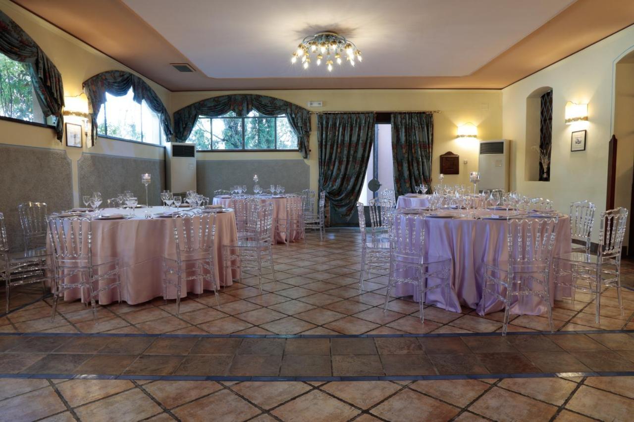 Hotel Corte Dei Tini Teramo Esterno foto