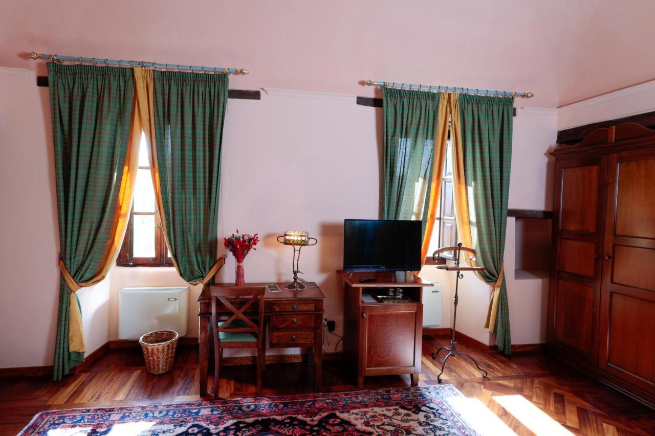 Hotel Corte Dei Tini Teramo Esterno foto